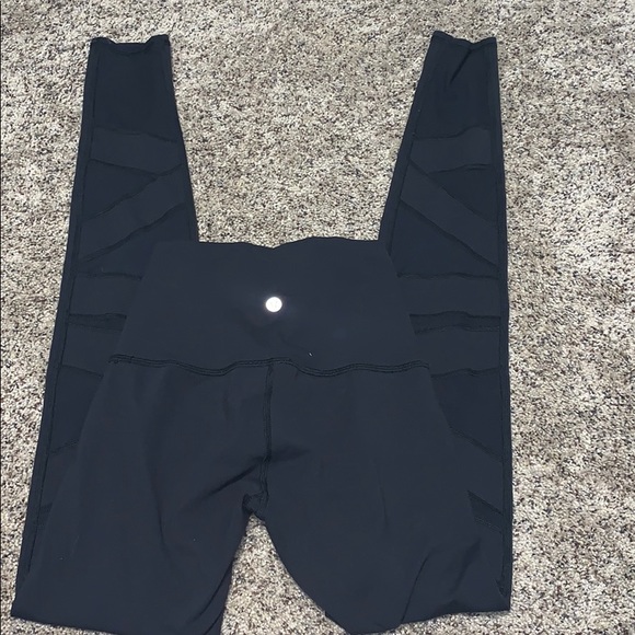 Black lululemon leggings - Picture 2 of 5